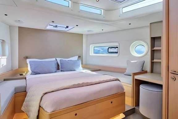 Image of LADY D yacht #6