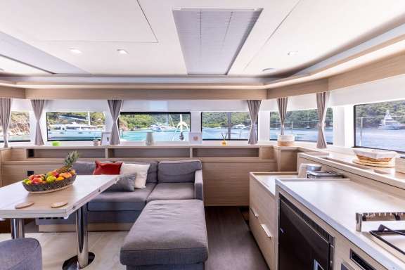 Image of VALINOR yacht #16