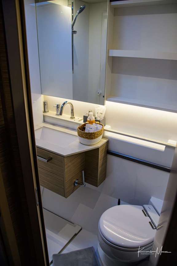 Image of VALINOR yacht #9