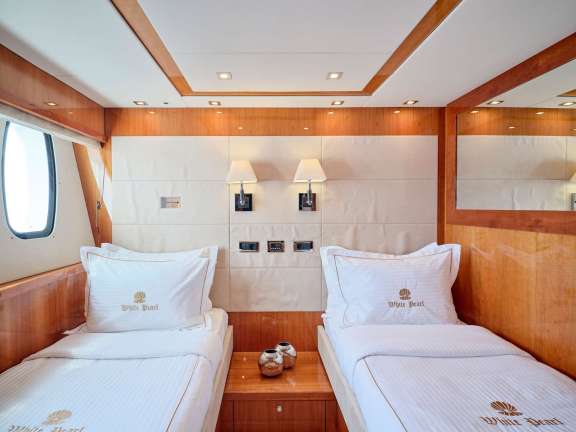 Image of WHITE PEARL I yacht #17