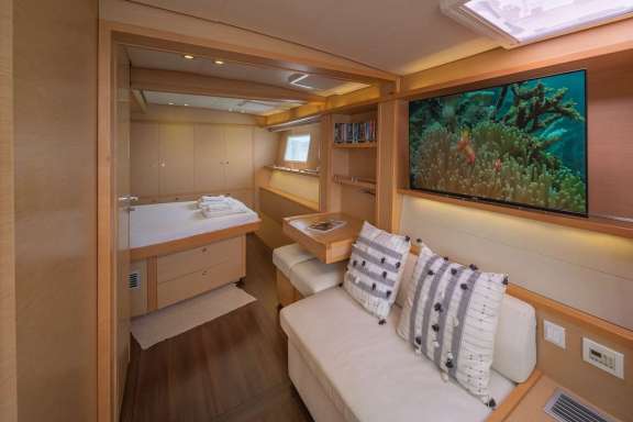 Image of MY OFFICE yacht #5