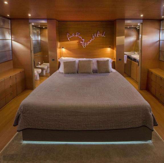 Image of NOT GUILTY III yacht #6