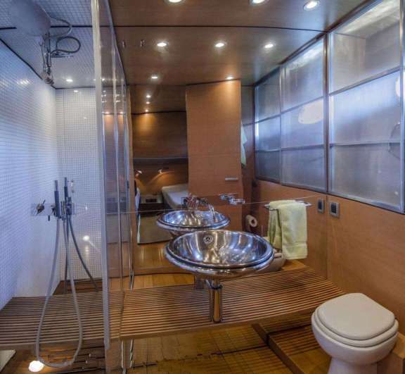 Image of NOT GUILTY III yacht #7