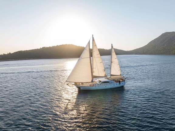 Image of QUEEN OF SEA yacht #14