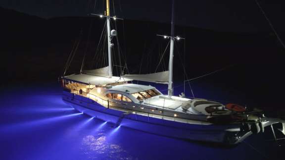 Image of QUEEN OF SEA yacht #15