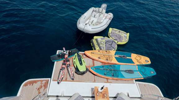 Image of IRENE yacht #17