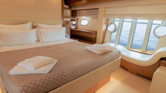 Image of IRENE yacht #6