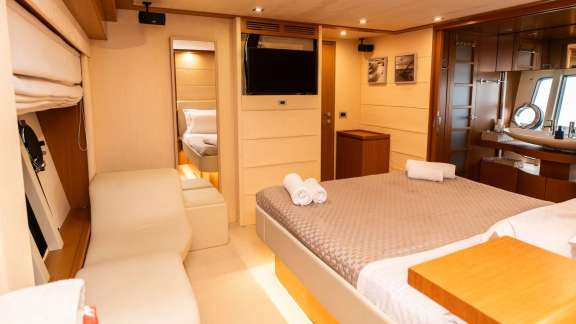 Image of IRENE yacht #8