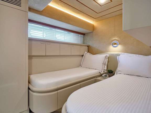Twin Cabin