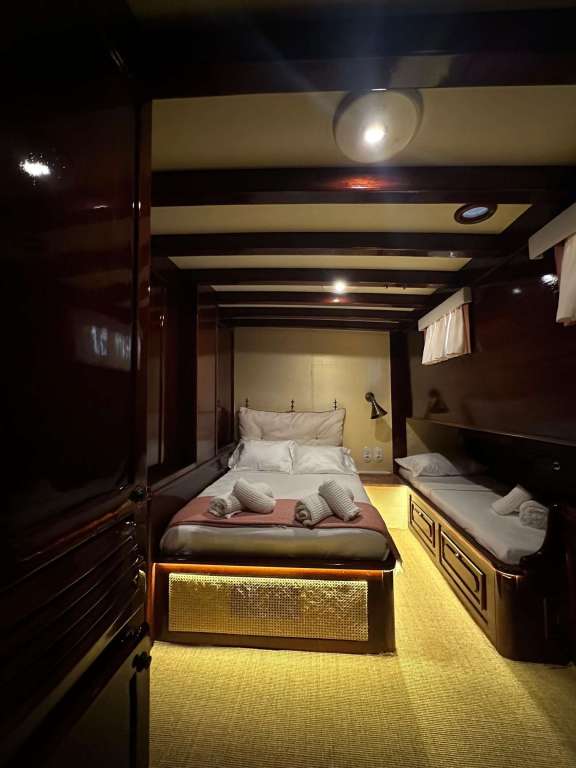 Image of CAROLINA yacht #12
