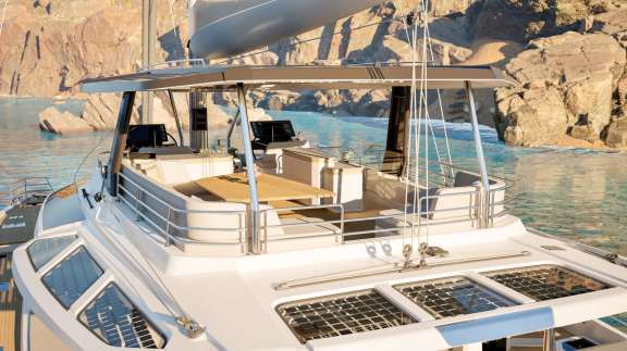 Helm and Flybridge
