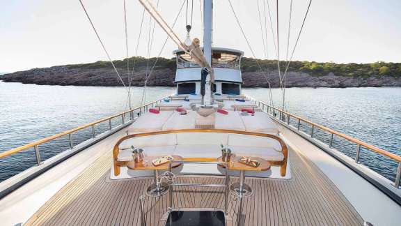 Image of OGUZ BEY yacht #11
