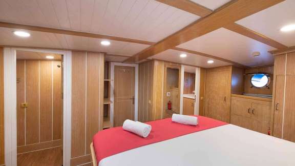 Image of OGUZ BEY yacht #19