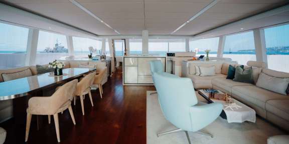 Image of MANA KAI yacht #2