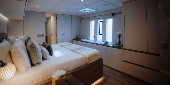 Image of MANA KAI yacht #8
