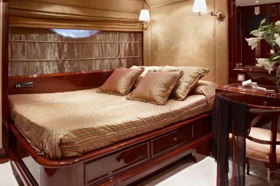 Aft Deck — Alfresco Dining