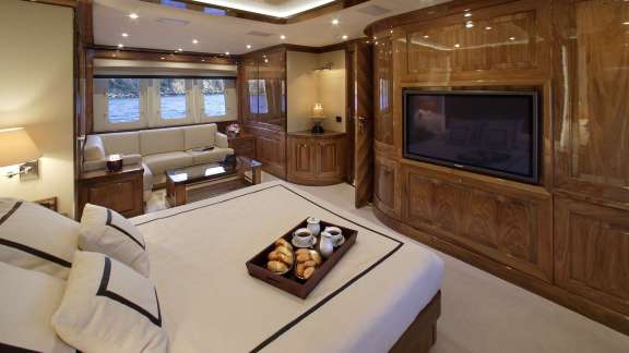 Master Suite II on Main Deck