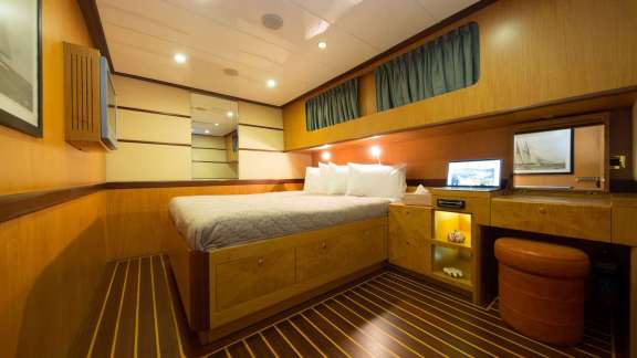 VIP CABIN