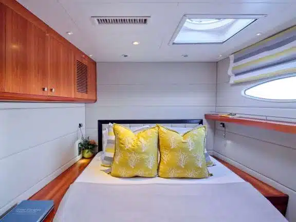 Image of WORLD’S END (MED) yacht #10