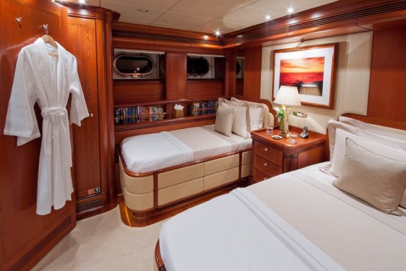 Double Cabin