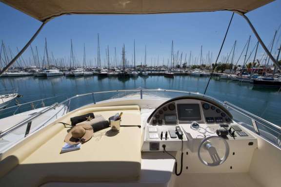 Image of JULY yacht #12