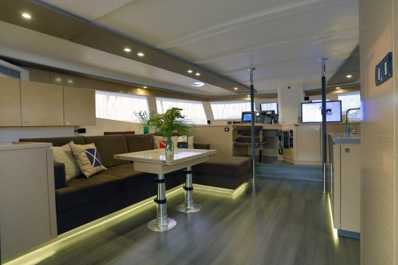 Image of HIGHJINKS yacht #2