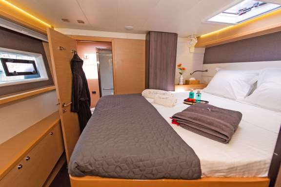 Image of SERENITY yacht #8