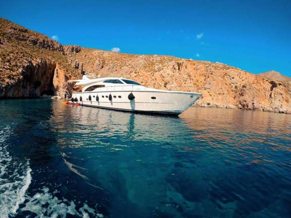 Image of MARY yacht #13