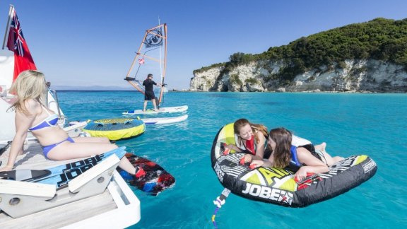 Image of LAGOON 52 yacht #11