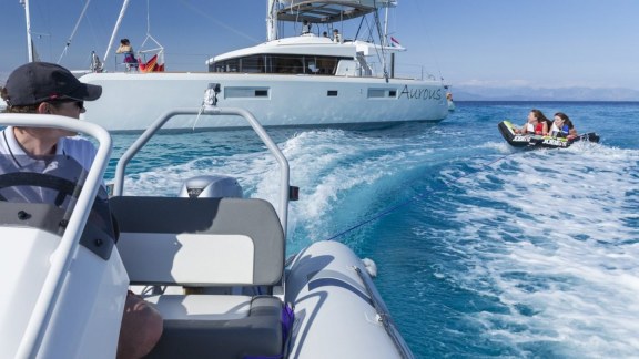 Image of LAGOON 52 yacht #14