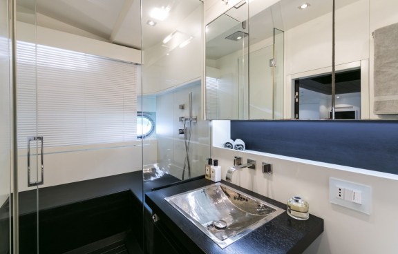 Image of XANAX yacht #9