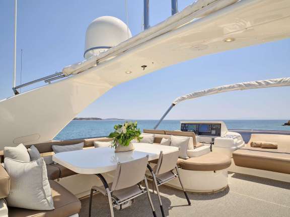 Image of JULIE M yacht #12