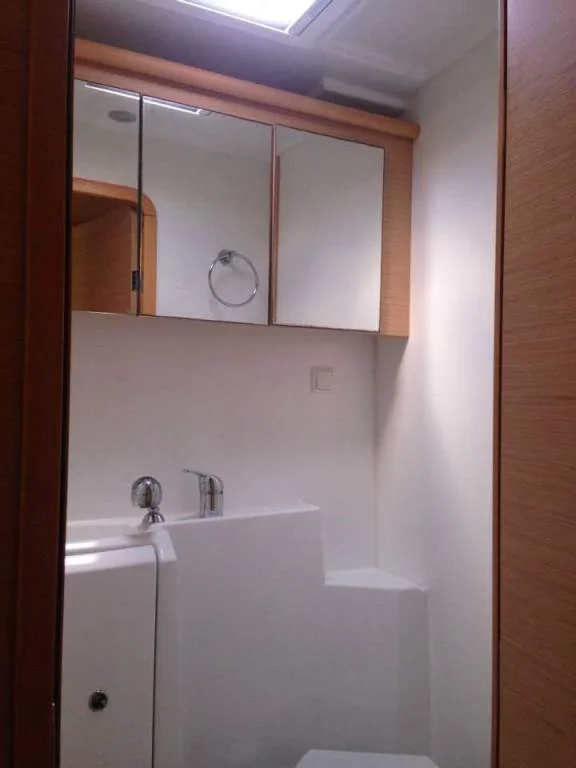 wc and shower