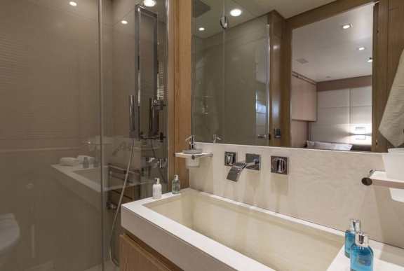 Image of RINI V yacht #15