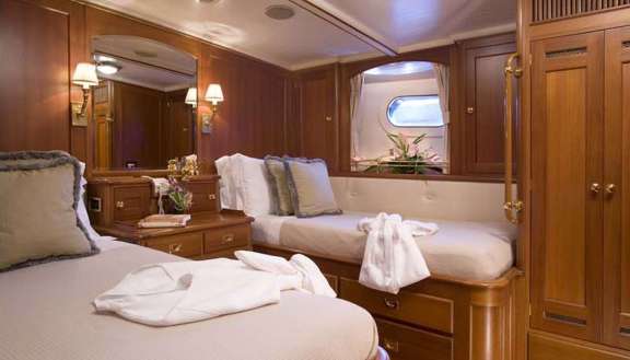 Image of AXIA yacht #8