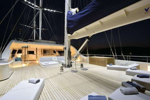Image of COMPASS yacht #11