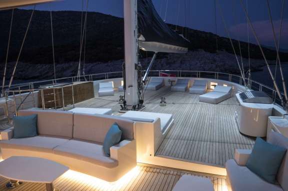 Image of COMPASS yacht #17