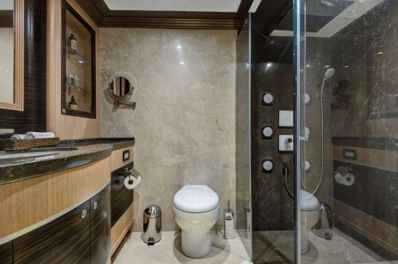 Image of COMPASS yacht #9