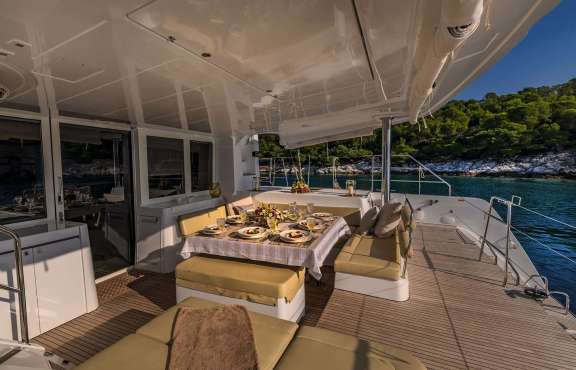 Image of FLO yacht #5