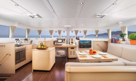 Image of TWIN PRIDE yacht #2