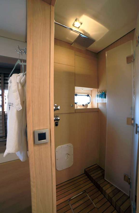 Master Cabin Hydromassage