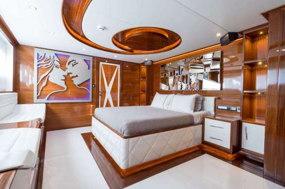 Image of SON OF WIND yacht #6