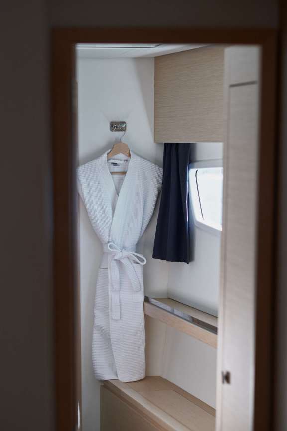 Image of PI 2 yacht #8