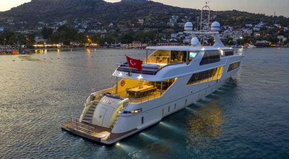 Image of VETRO yacht #4