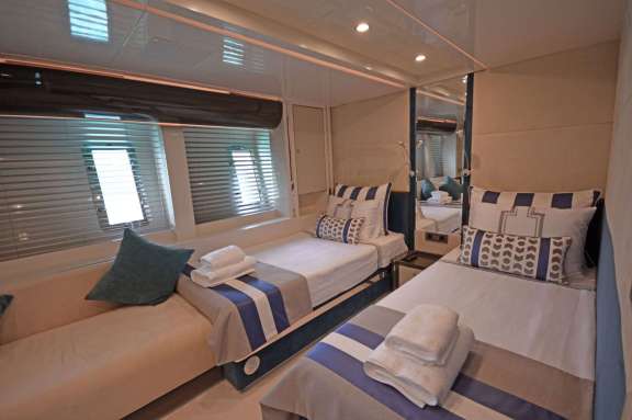 Image of VETRO yacht #8