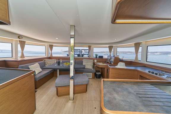 Image of AURA yacht #2