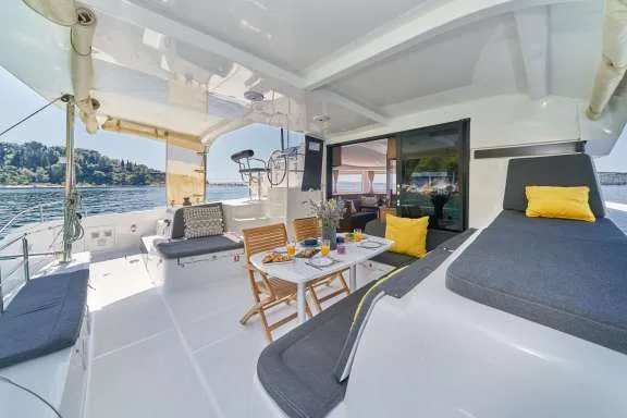 Image of Aura yacht #4
