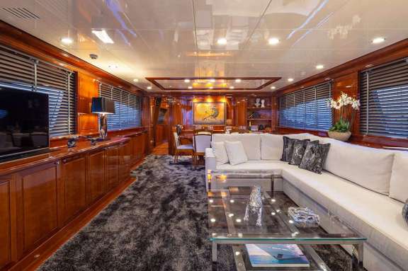 Image of DIVINE yacht #2