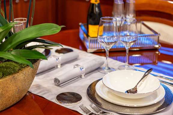 Image of DIVINE yacht #5