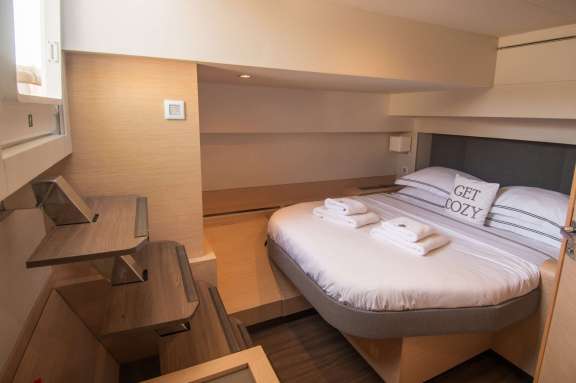 Image of SERENISSIMA yacht #9